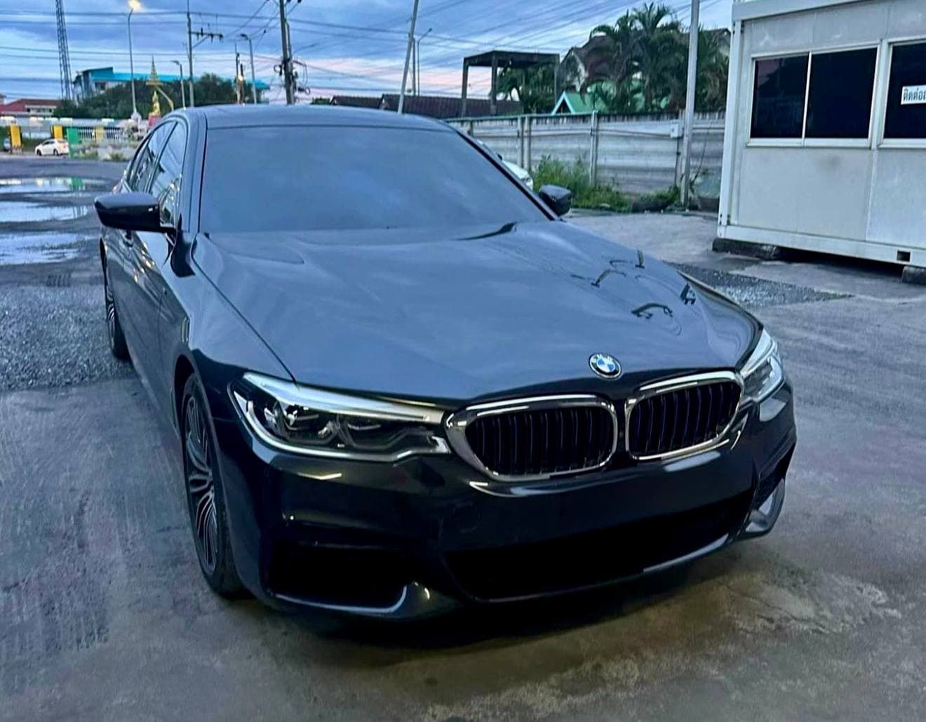 BMW 530e (2024)