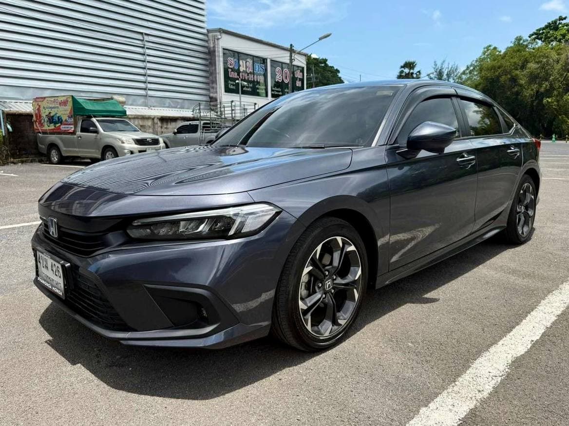 Honda Civic (2024)