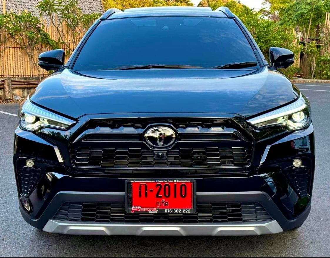 Toyota Cross GR (2024)