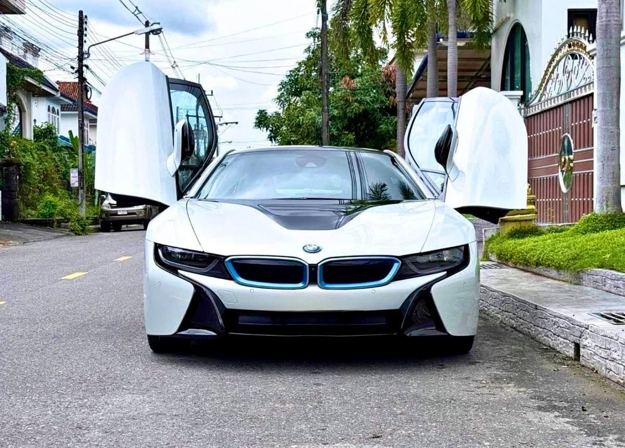 BMW I8 Roadster (2020)